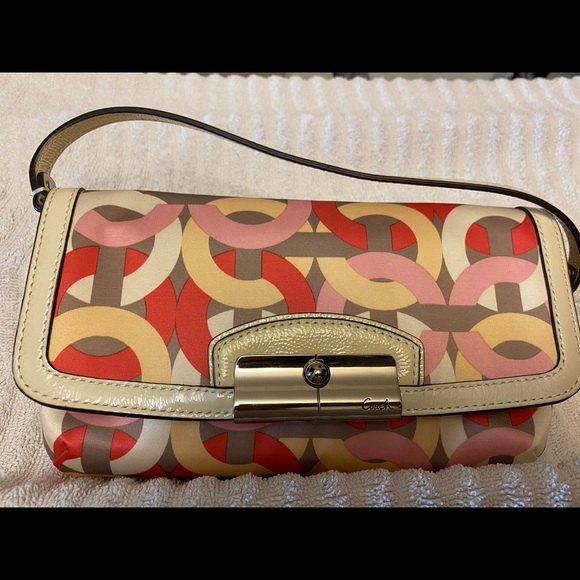 Coach Handbags - NEW Coach wristlet
